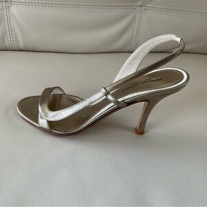 Adrienne Vittadini All Leather Metallic Sandals, Size 9